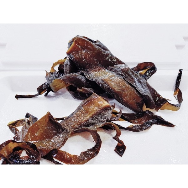 Alga Wakame fresca conservada en sal