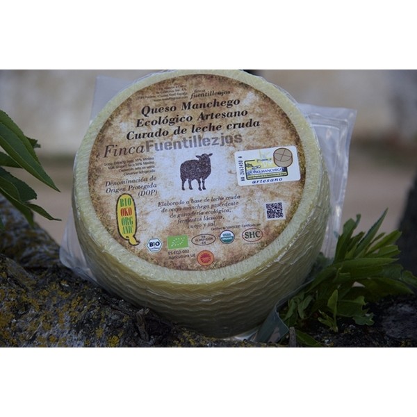Queso Ecológico Curado de Oveja de Leche Cruda