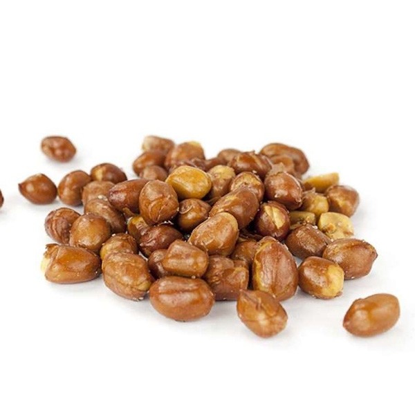 Cacahuetes con piel fritos